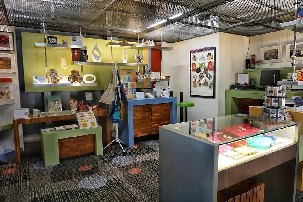 ***  Отель Y Loft Гонконг Китай