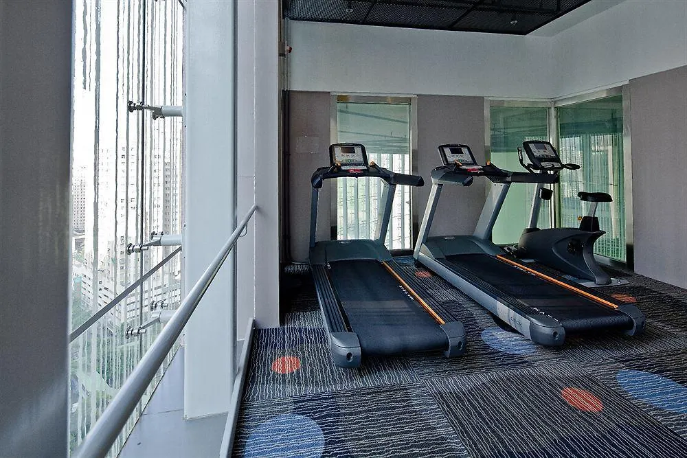 Hotel Y Loft Hongkong 3*,