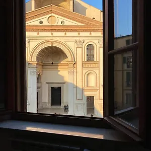 https://casalonghi.it-lombardy.com